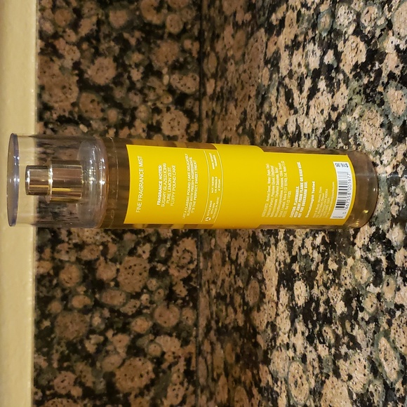 BBW Iced Lemon Pound Cake Fine Fragrance Mist - Picture 2 of 2